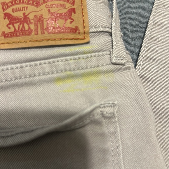 Size 30 Levi 711 jeans - Picture 5 of 6